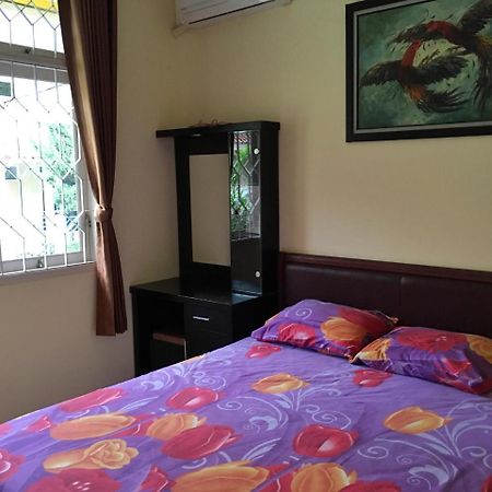 Cendana Mulia Hostel Bogor Extérieur photo