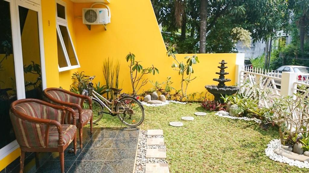 Cendana Mulia Hostel Bogor Extérieur photo