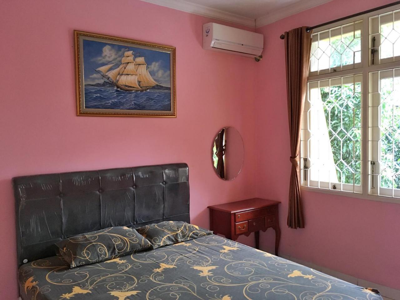 Cendana Mulia Hostel Bogor Extérieur photo